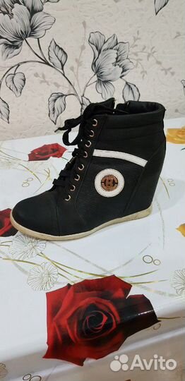 Ботинки осенние