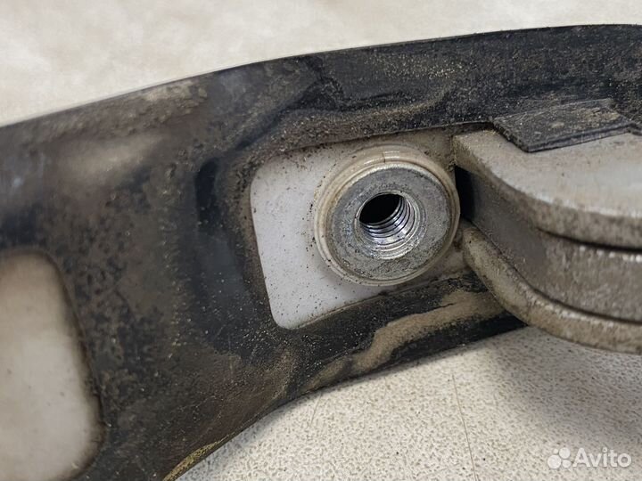 Ручка задней правой двери Mitsubishi lancer 9