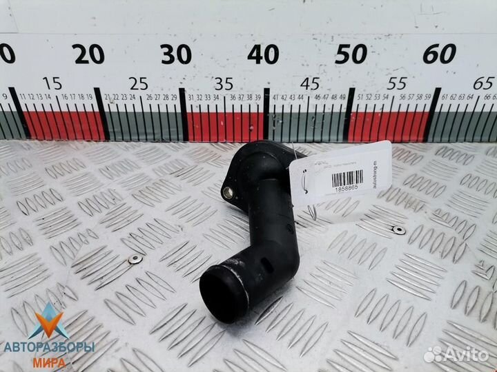 Корпус термостата Volkswagen Beetle 06A121121C