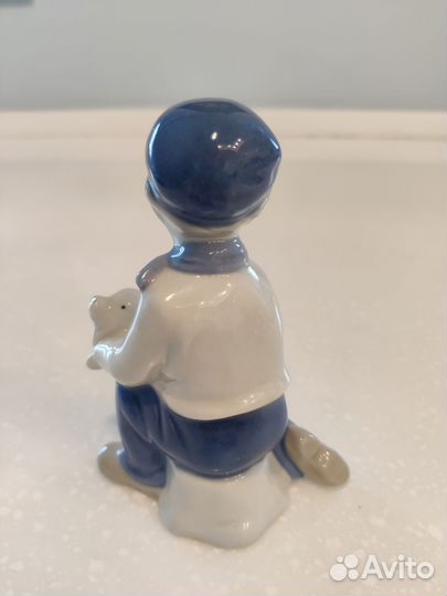 Фарфоровые статуэтки германия Lippelsdorf