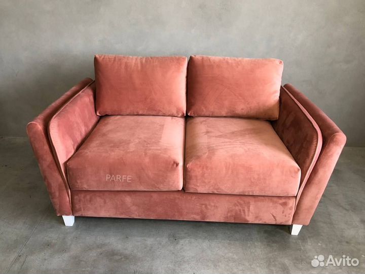 Прямой диван 