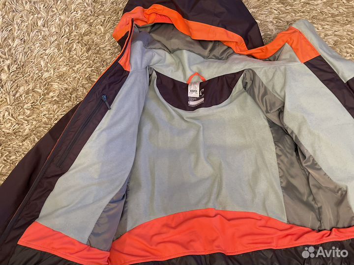 Костюм горнолыжный