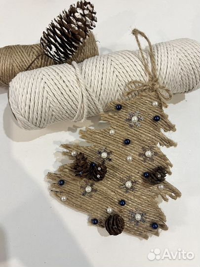 Новогодние игрушки