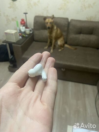 Airpods pro 1 наушник правый