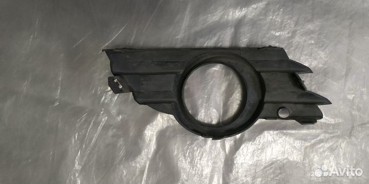 Накладка заглушка туманки опель мерива А