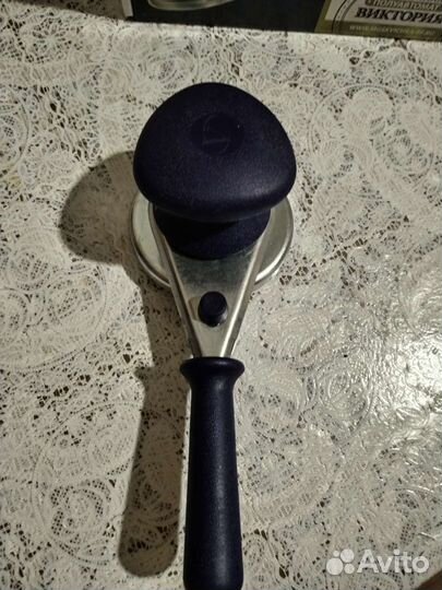 Закаточная машинка для банок