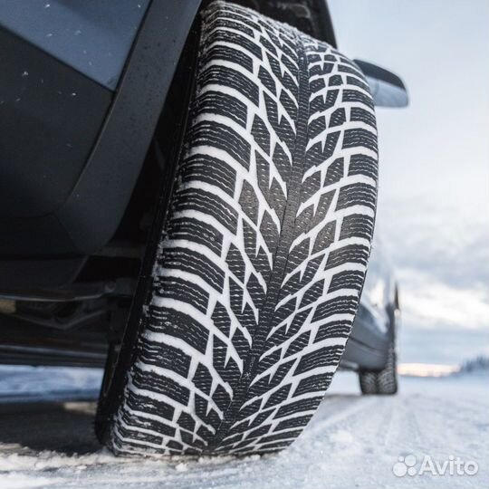 Nokian Tyres Hakkapeliitta R3 SUV 215/55 R18 99R