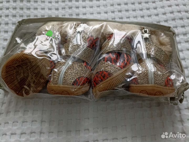 Ботинки для маленьких собак