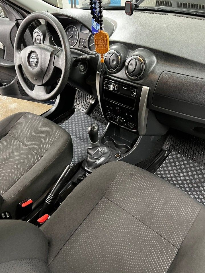 Nissan Almera: фото владельца