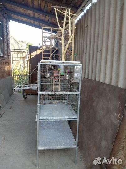Клетка для попугаев