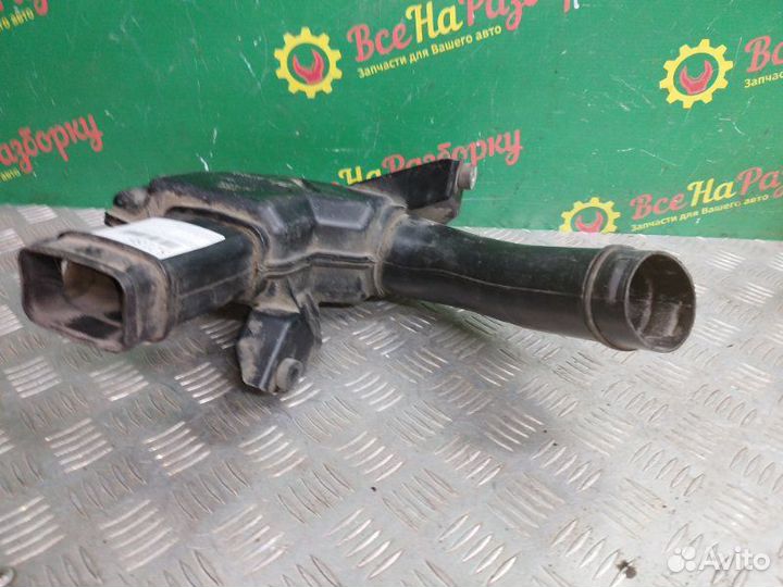 Резонатор воздушного фильтра Honda Civic 5D 1.8