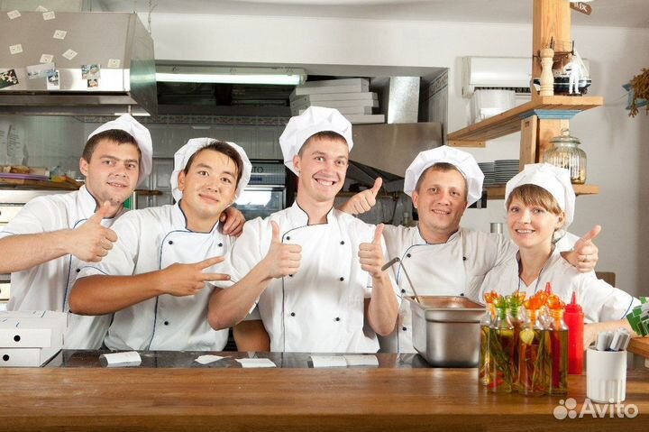 Сотрудник линии раздачи