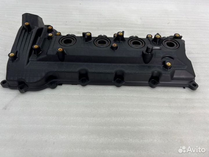 Клапанная крышка Toyota Land Cruiser 200 2007-2021