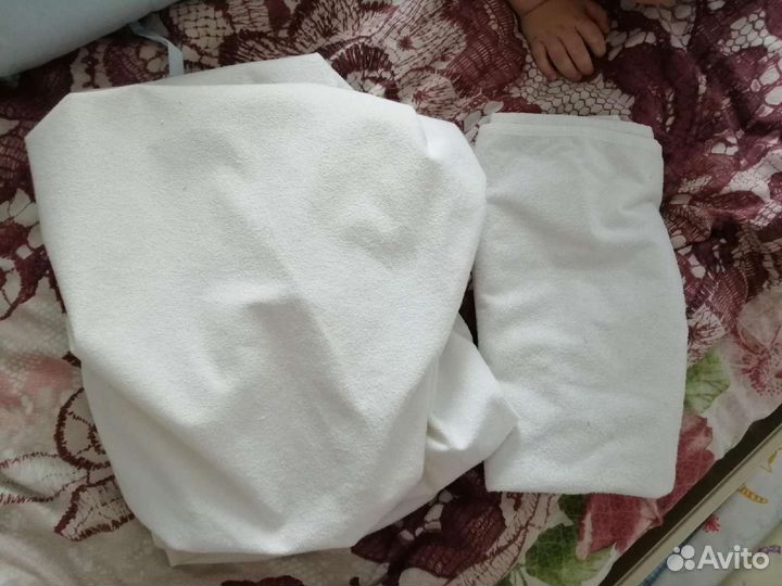 Кровать с поперечный маятником