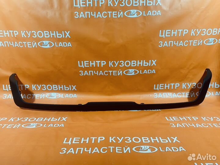 Накладка заднего бампера лифтбэк Granta FL