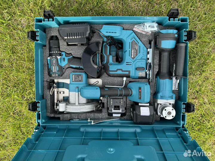 Акумуляторный инструмент 4в1