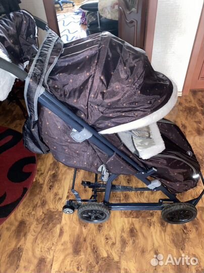 Зимняя детская коляска