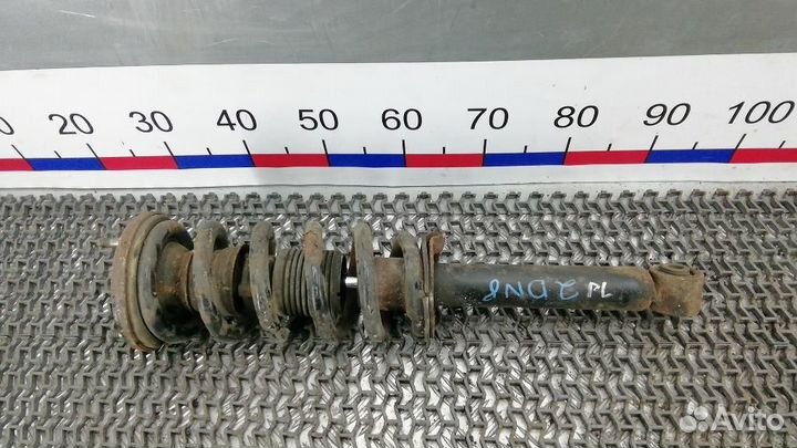 Амортизатор/стойка передняя левая Mitsubishi Monte