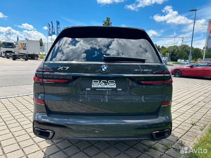 BMW X7 3.0 AT, 2024, 5 300 км