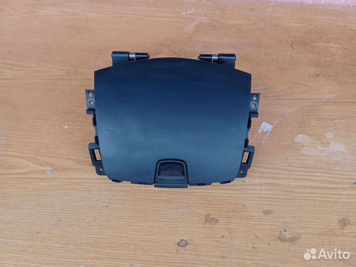 Бардачек chevrolet cruze