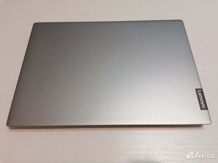 Качественный Lenovo хватит на много лет Ryzen 3