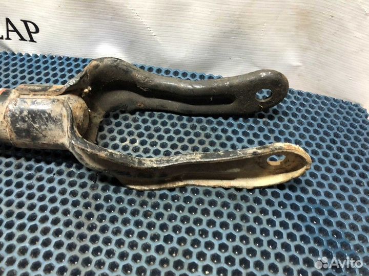 Стойка передняя Jeep Grand Cherokee