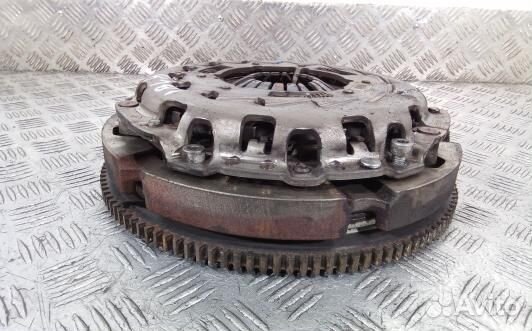 Маховик демпферный дизельный BMW 3 E90/E91 (1BL08A