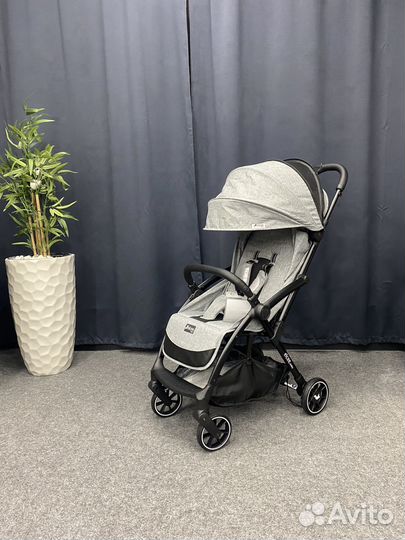 Прогулочная коляска elodie