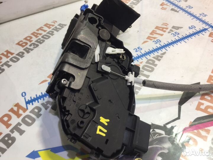 Форд Мондео Замок передней двери Лев