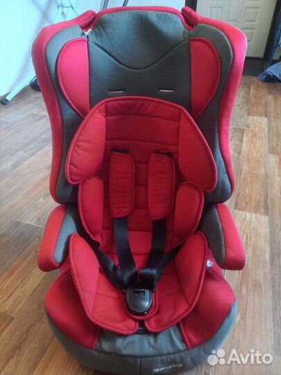 Детское, автомобильное кресло 