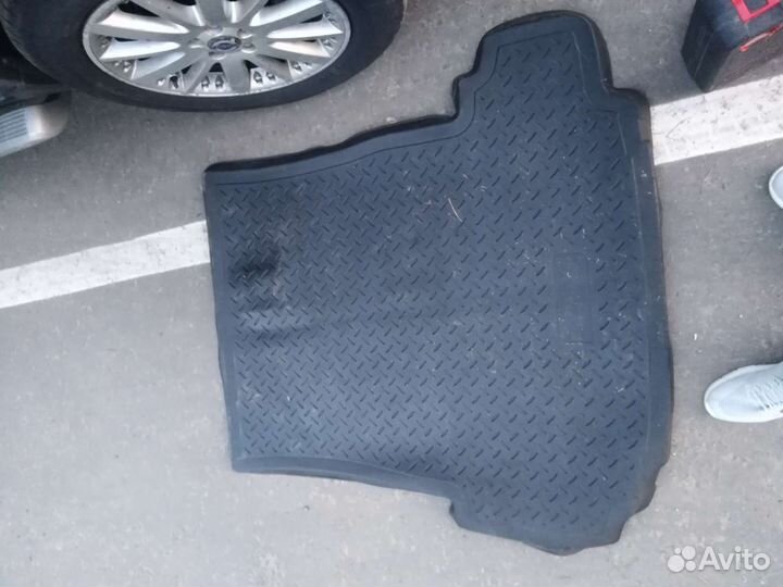 Коврик багажника BMW E39