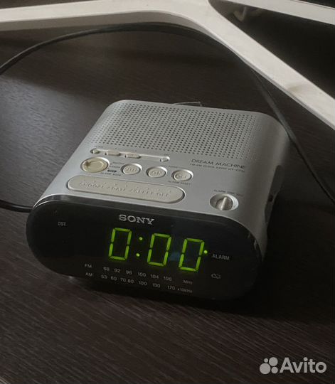 Радиобудильник sony dream machine