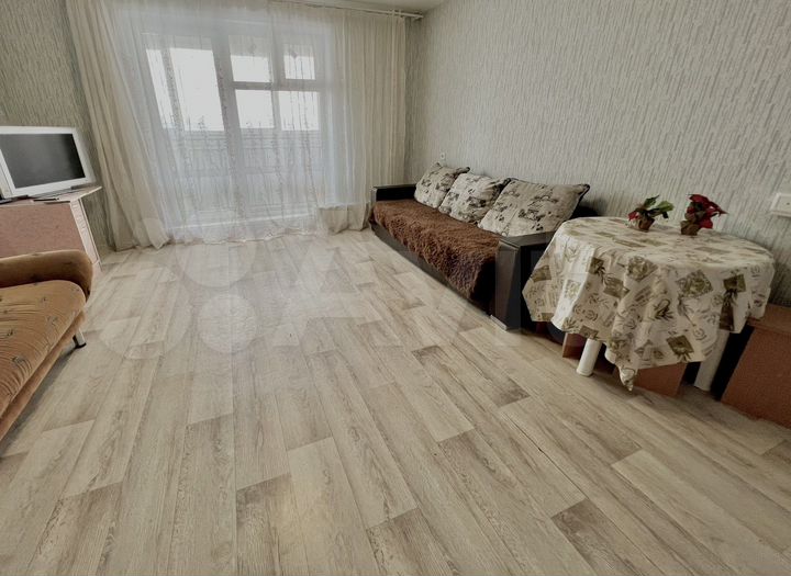 2-к. квартира, 58 м², 14/17 эт.