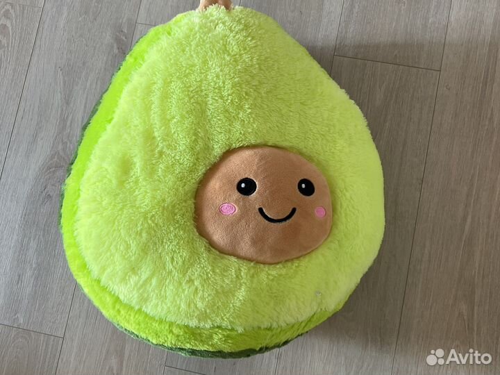 Большая мягкая игрушка авокадо