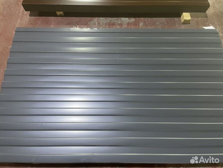 Профлист серый (RAL 7024)