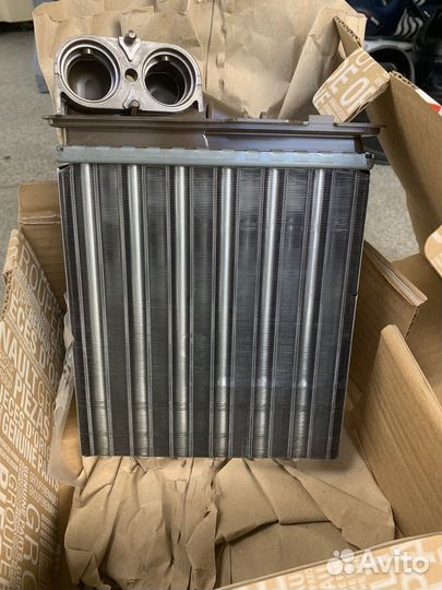 Радиатор отопителя Renault Logan