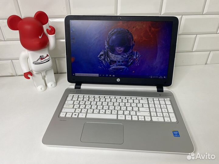 Ноутбук hp 15-p162nr Core i3 4030u /RAM 8gb/SSD