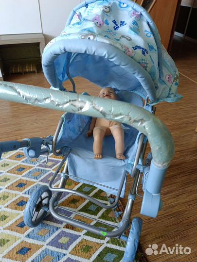 Коляска для кукол