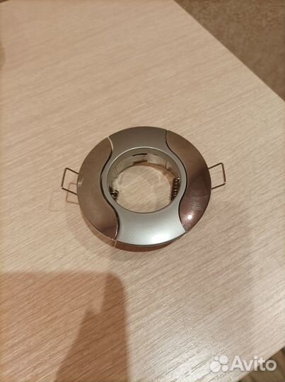 Точечные встраиваемые светильники