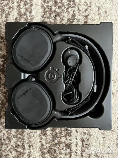 Наушники steelseries Arctis 5