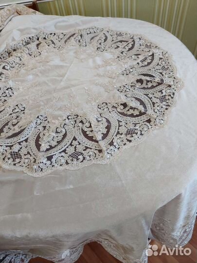 Скатерть новая