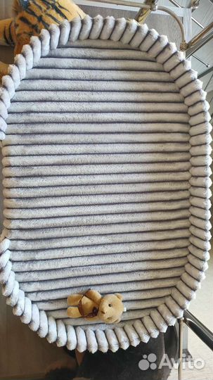 Лежанка для кошек