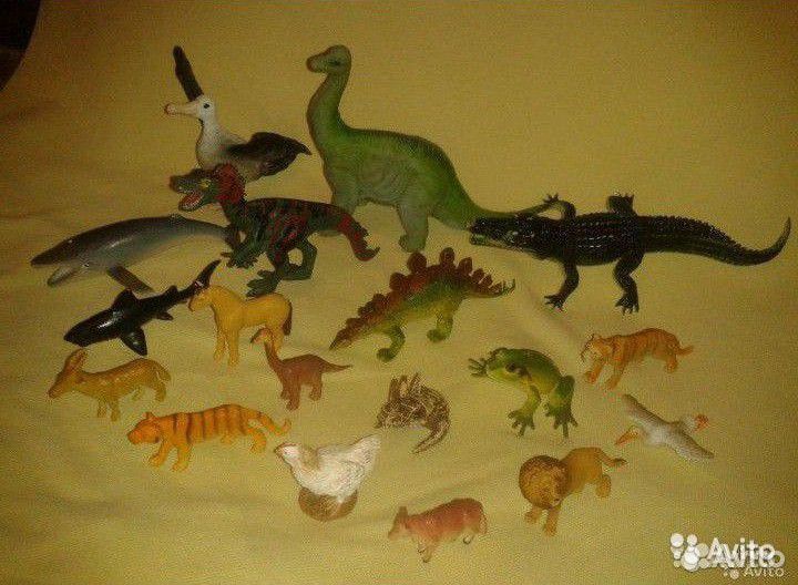 Фигурки зверей/карты/штампы-печати/солдатики/кости