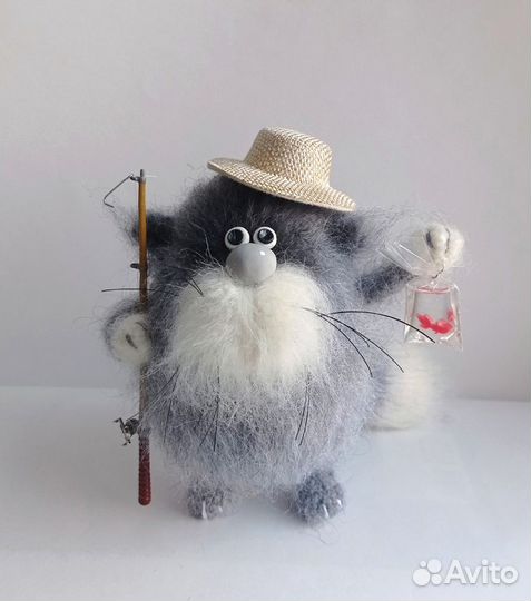 Котик - амулет. Интерьерная игрушка. Амигуруми