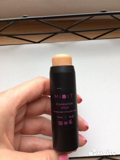 Тональная основа mixit Unique Foundation Stick