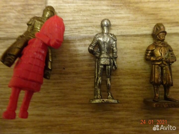 Киндерсюрприз,индейцы,солдаты,рыцари