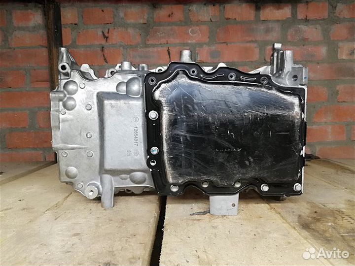 Поддон двигателя Cadillac Ats 2.0 T 2012-2014