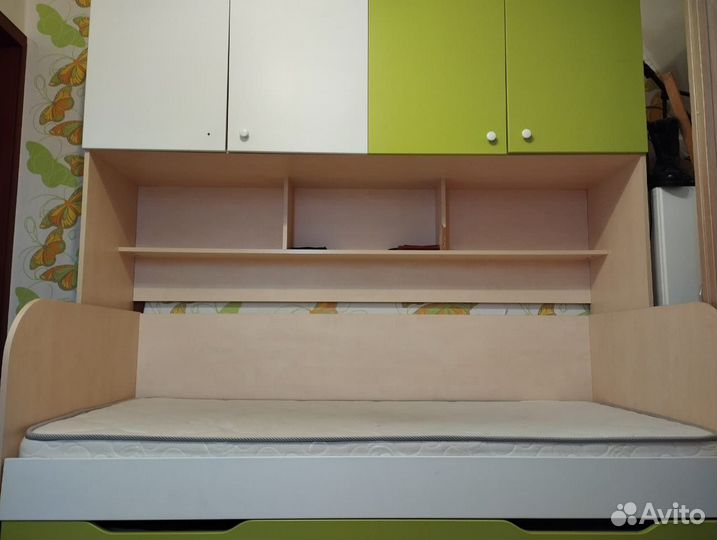 Продам детскую стенку