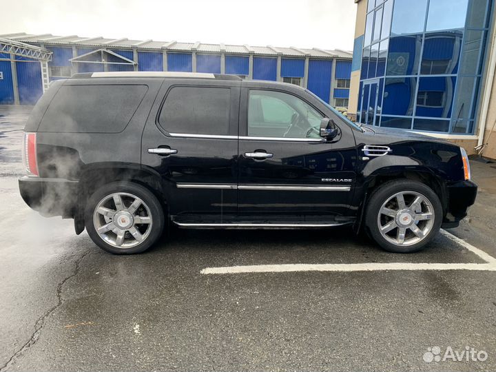 Cadillac Escalade AT, 2010, 170 000 км