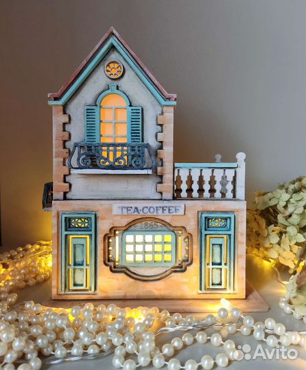 Светильник домик деревянный, кашпо